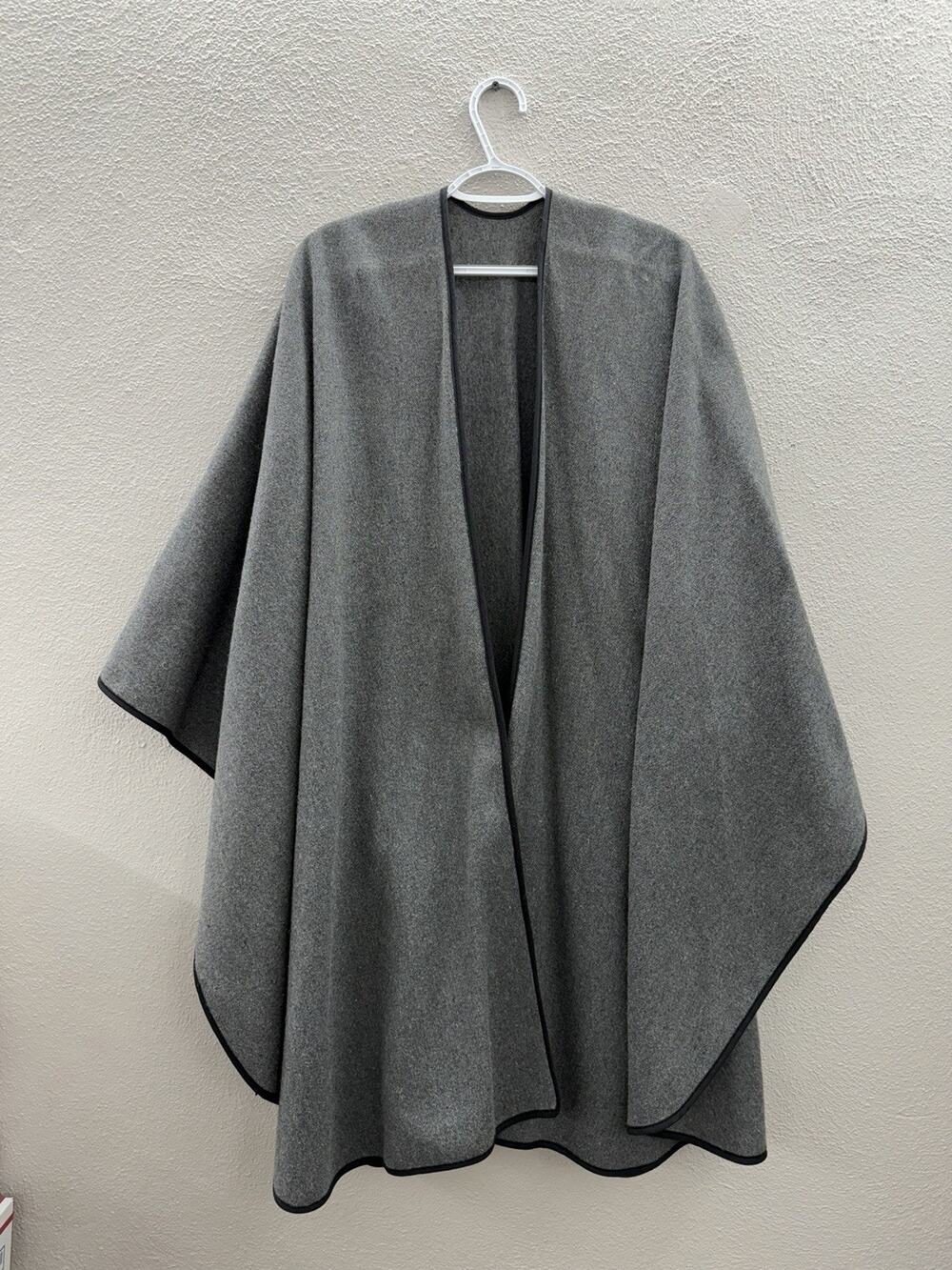 Unbranded Womens Poncho Gray Over The Arms Sweater Cape Open Front One Size